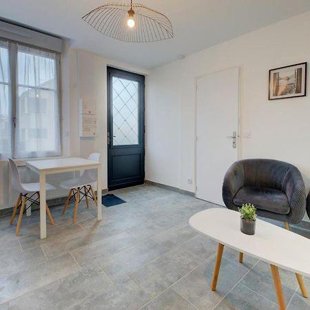Apartamento Les Forges 2 Pieces Rdc Avoine Exterior foto