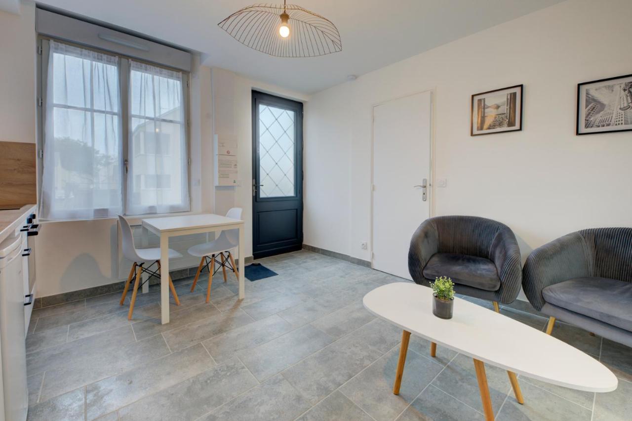 Apartamento Les Forges 2 Pieces Rdc Avoine Exterior foto